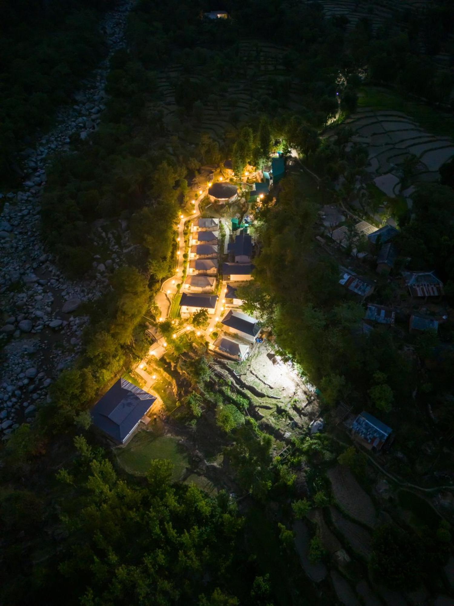 Dev Bhoomi Farms&Cottages Dharamshala Exteriör bild