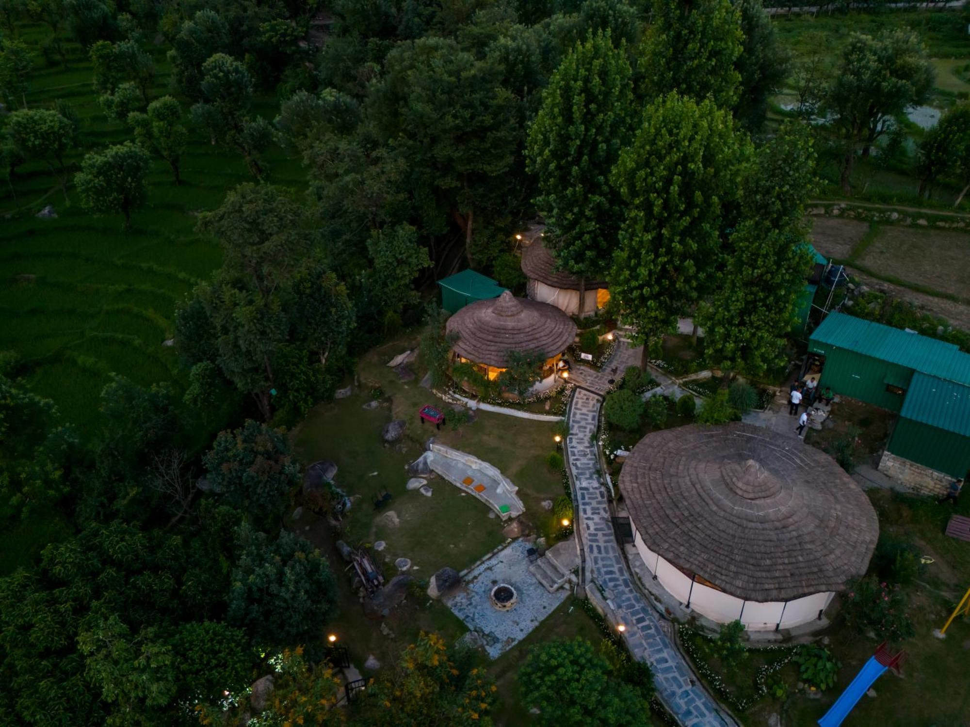 Dev Bhoomi Farms&Cottages Dharamshala Exteriör bild