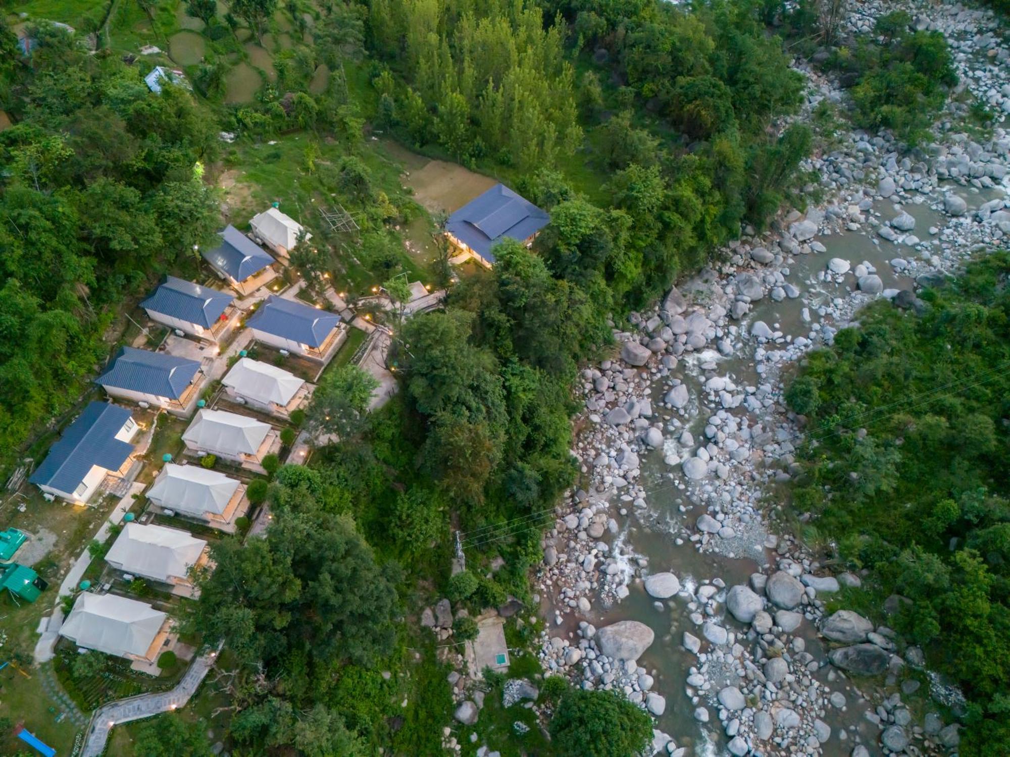 Dev Bhoomi Farms&Cottages Dharamshala Exteriör bild