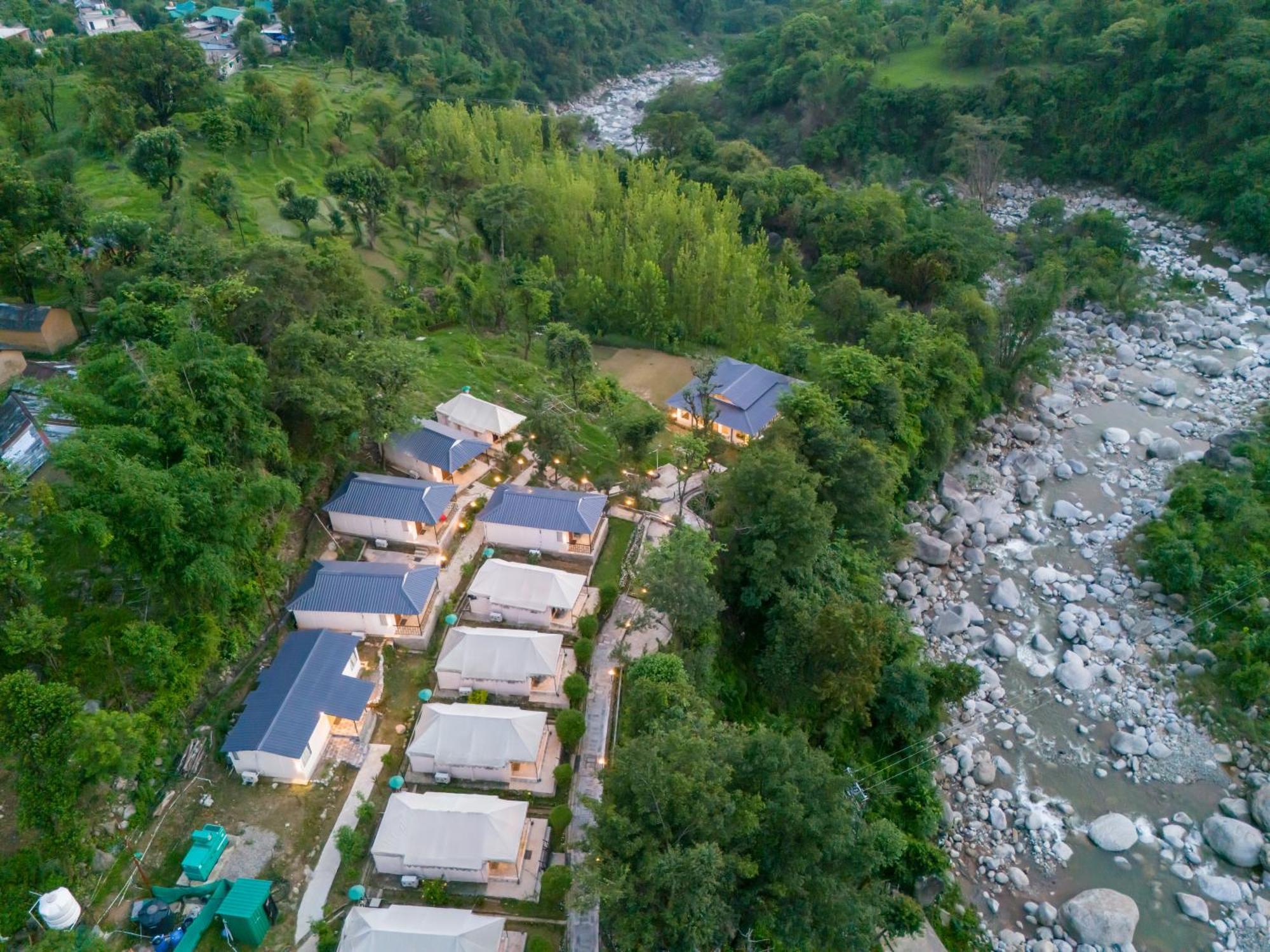 Dev Bhoomi Farms&Cottages Dharamshala Exteriör bild