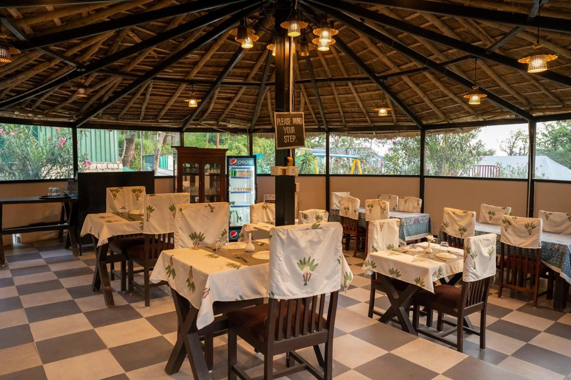 Dev Bhoomi Farms&Cottages Dharamshala Exteriör bild