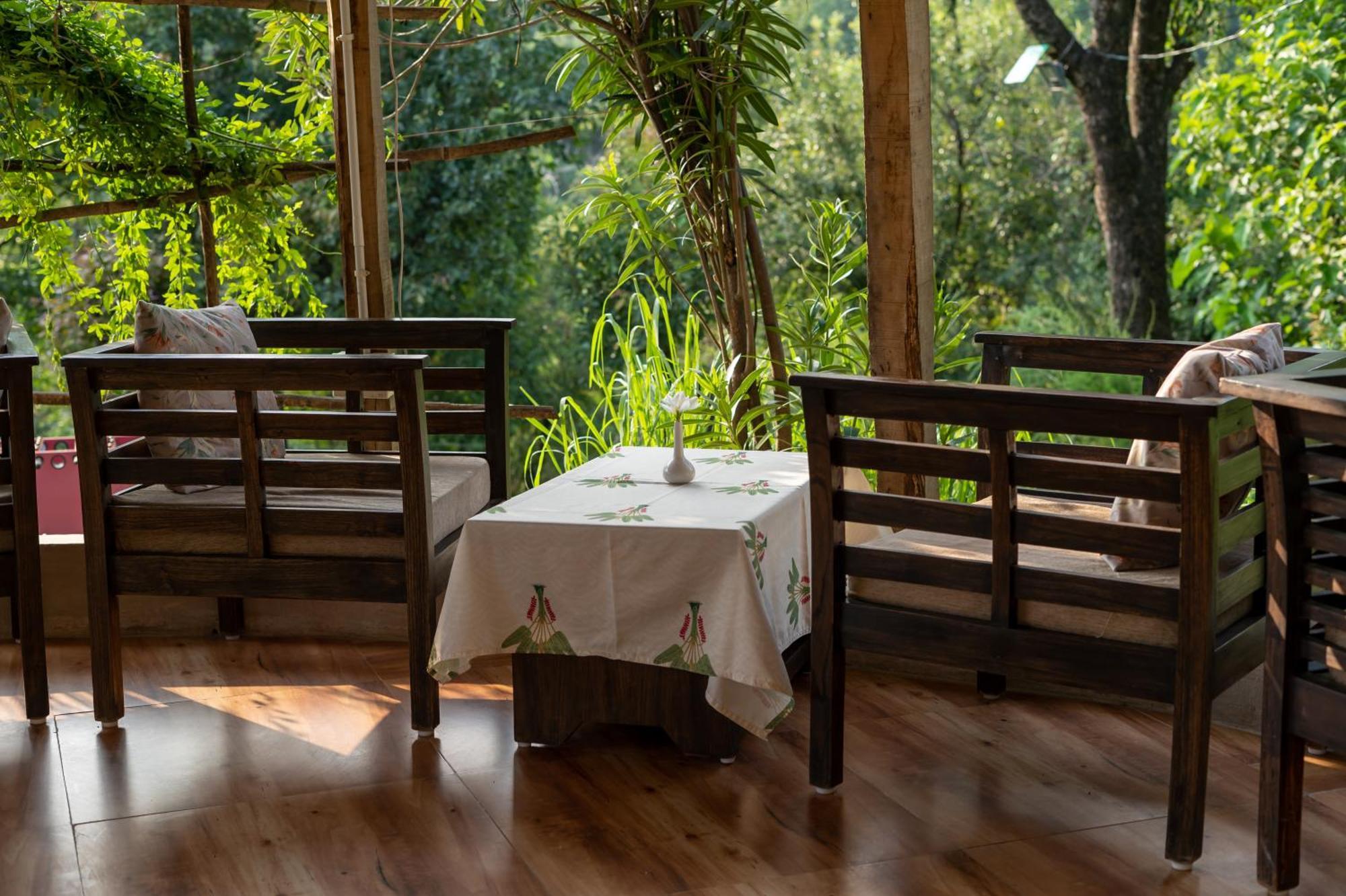 Dev Bhoomi Farms&Cottages Dharamshala Exteriör bild