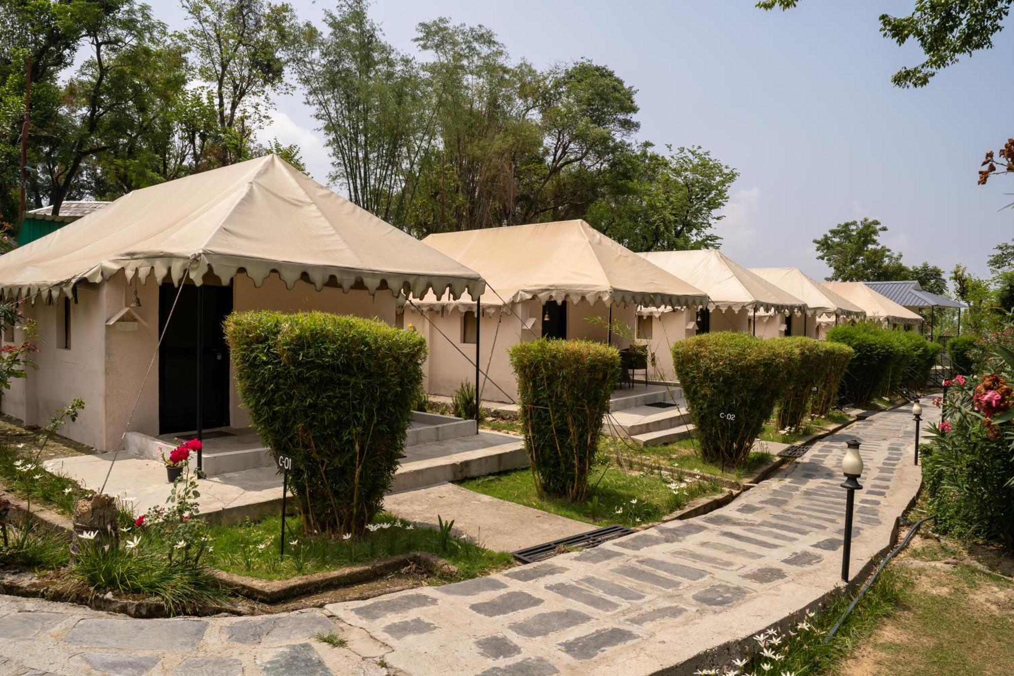 Dev Bhoomi Farms&Cottages Dharamshala Exteriör bild