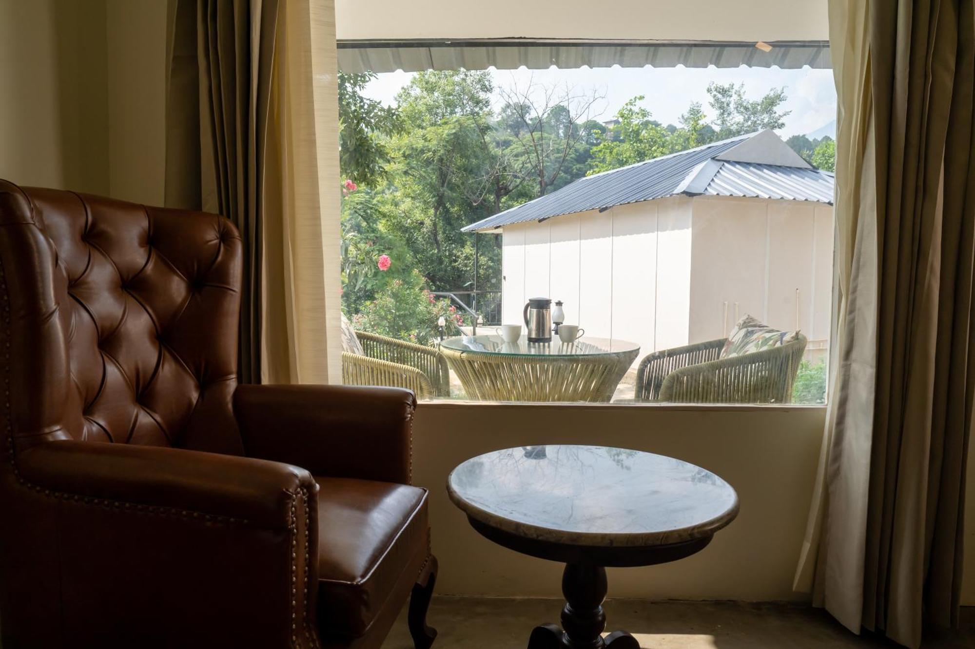 Dev Bhoomi Farms&Cottages Dharamshala Exteriör bild